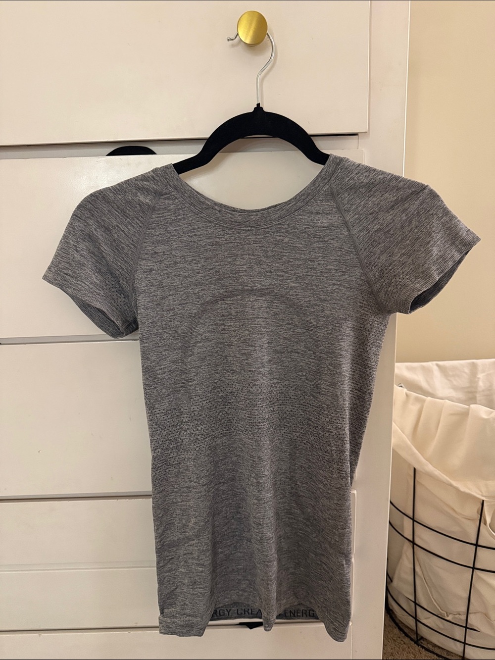 lululemon womens Gray swifty tech